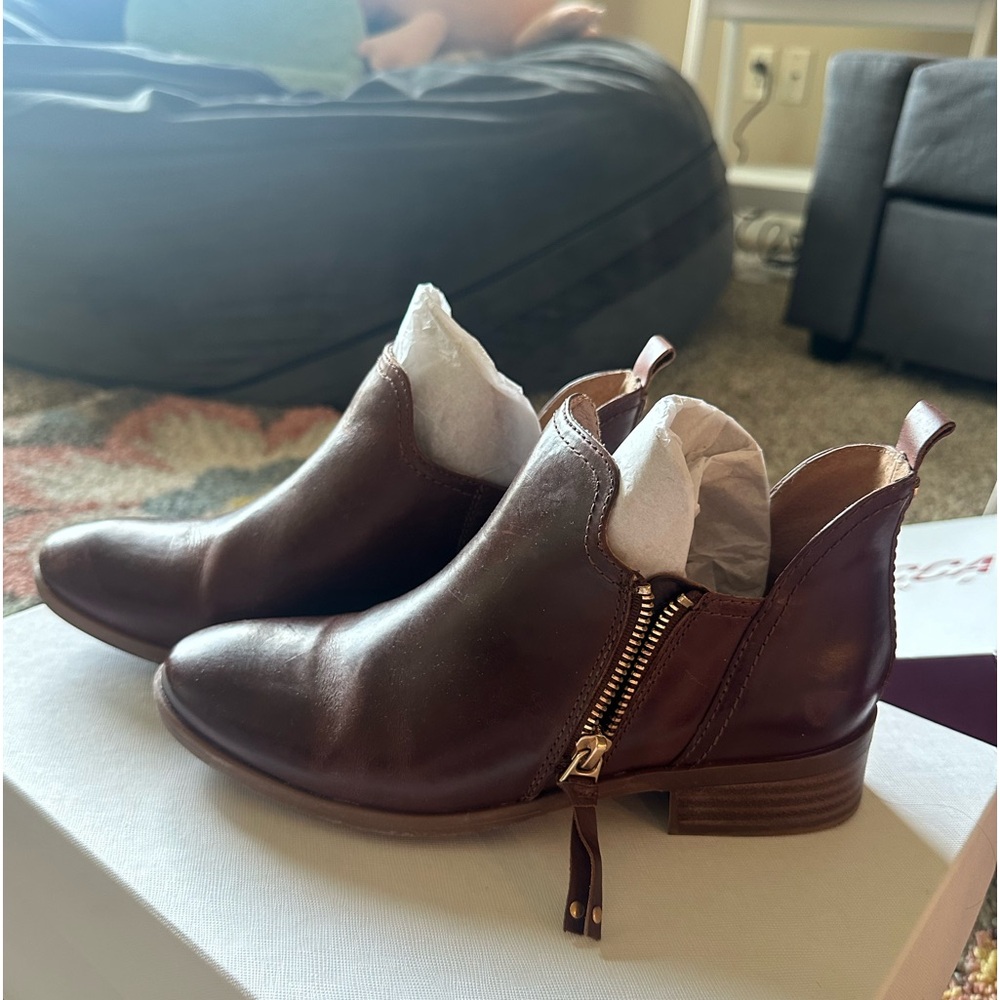 Bourbon booties. Size 7.